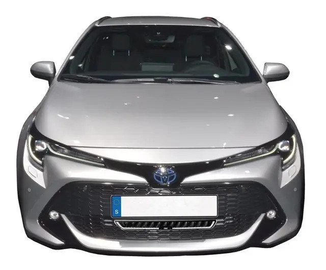 I dette modelltilpassede fjernlyssettet medfølger det mest essensielle av det som trengs for en enkel montering av OZZ XB1 P20” på denne Toyota modellen.